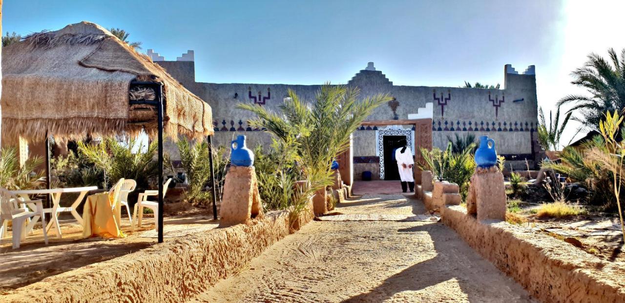 Kasbah Les Alizes Du Desert M’hamid El Ghizlane Exterior foto